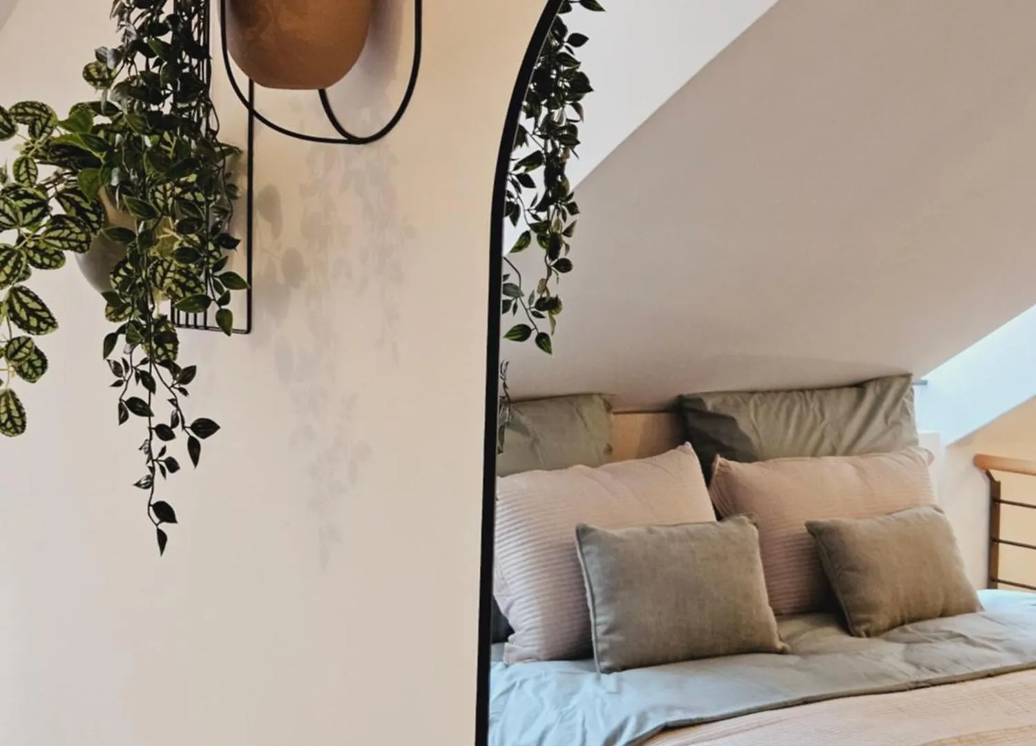 Elegantes Loft Mit 2 Etagen Im Koenigsviertel Apartment Dresden